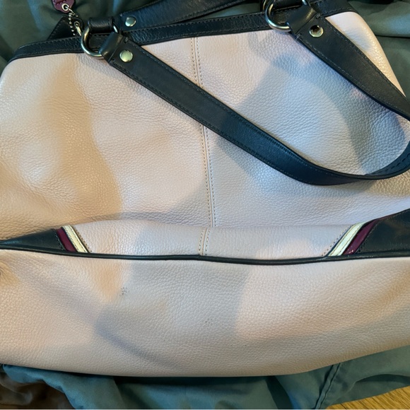 Unique Coach multi color purse - Picture 2 of 6